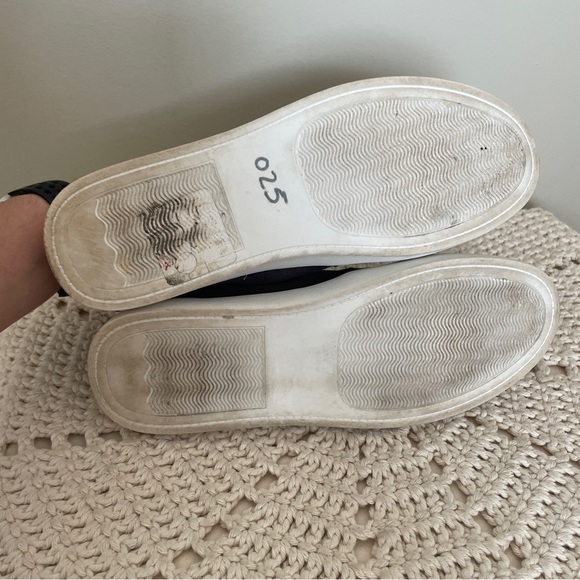 EUC Steve Madden Fayna Faux suede slip on shoe - Picture 4 of 6